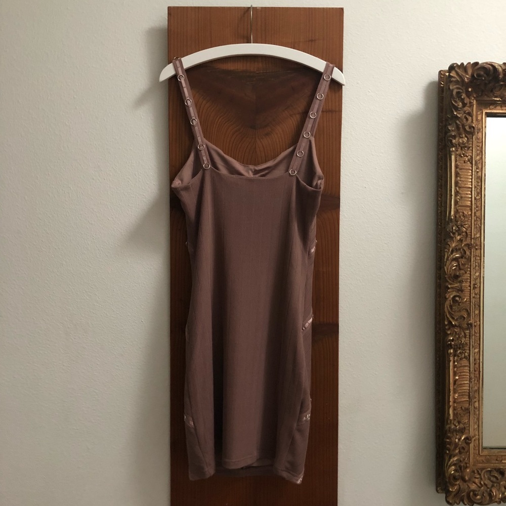 Super cute dress with silver hardware! - Picture 7 of 7